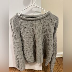 moon & madison Light Gray Cable Knit Sweater